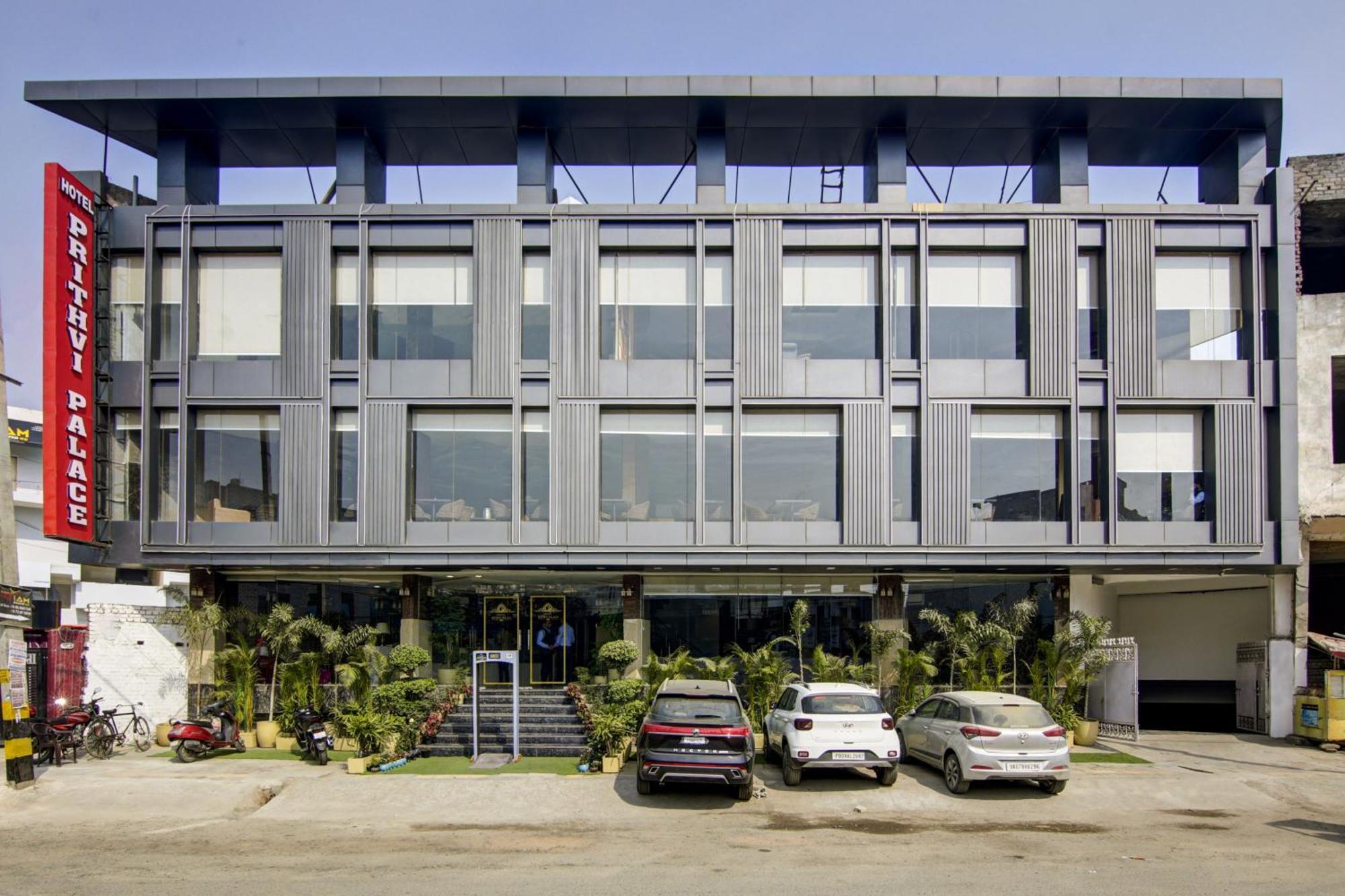Hotel Prithvi-Raj Near Delhi Airport New Delhi Exterior photo