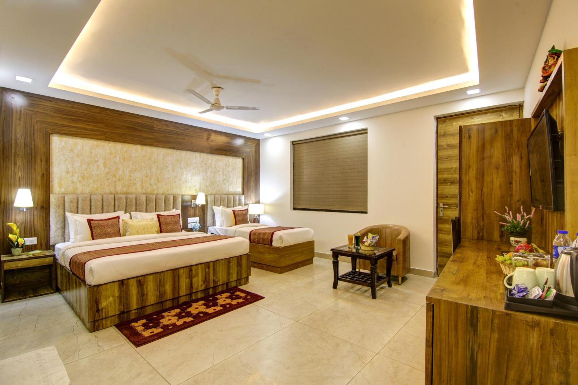 Hotel Prithvi-Raj Near Delhi Airport New Delhi Exterior photo