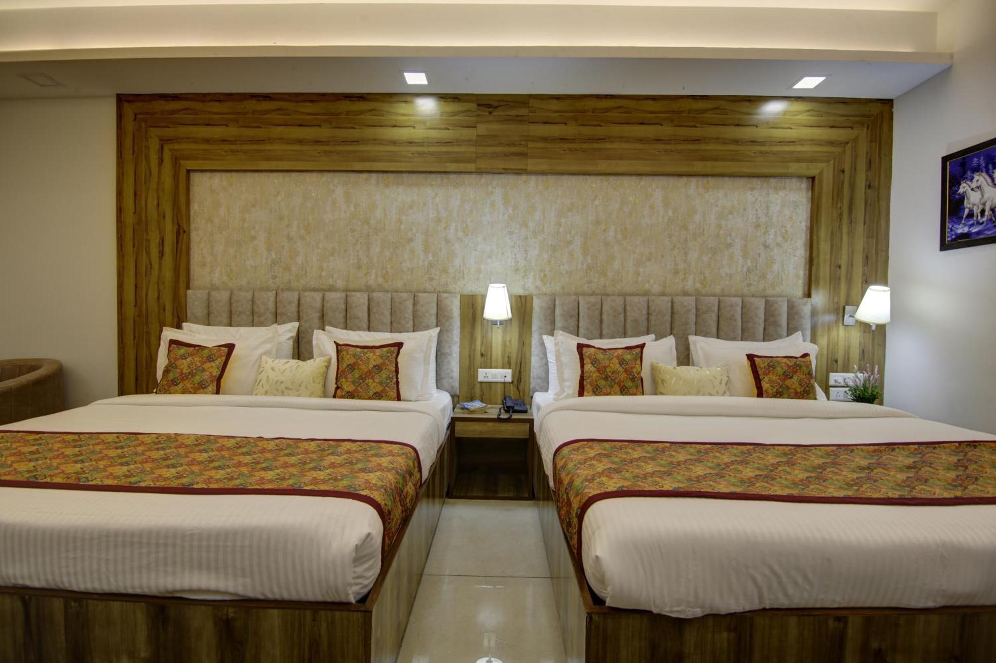 Hotel Prithvi-Raj Near Delhi Airport New Delhi Exterior photo